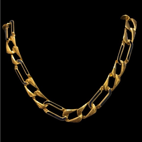 VINTAGE MONET GOLD PLATED NECKLACE ESTATE JEWELRY - Picture 9 of 10